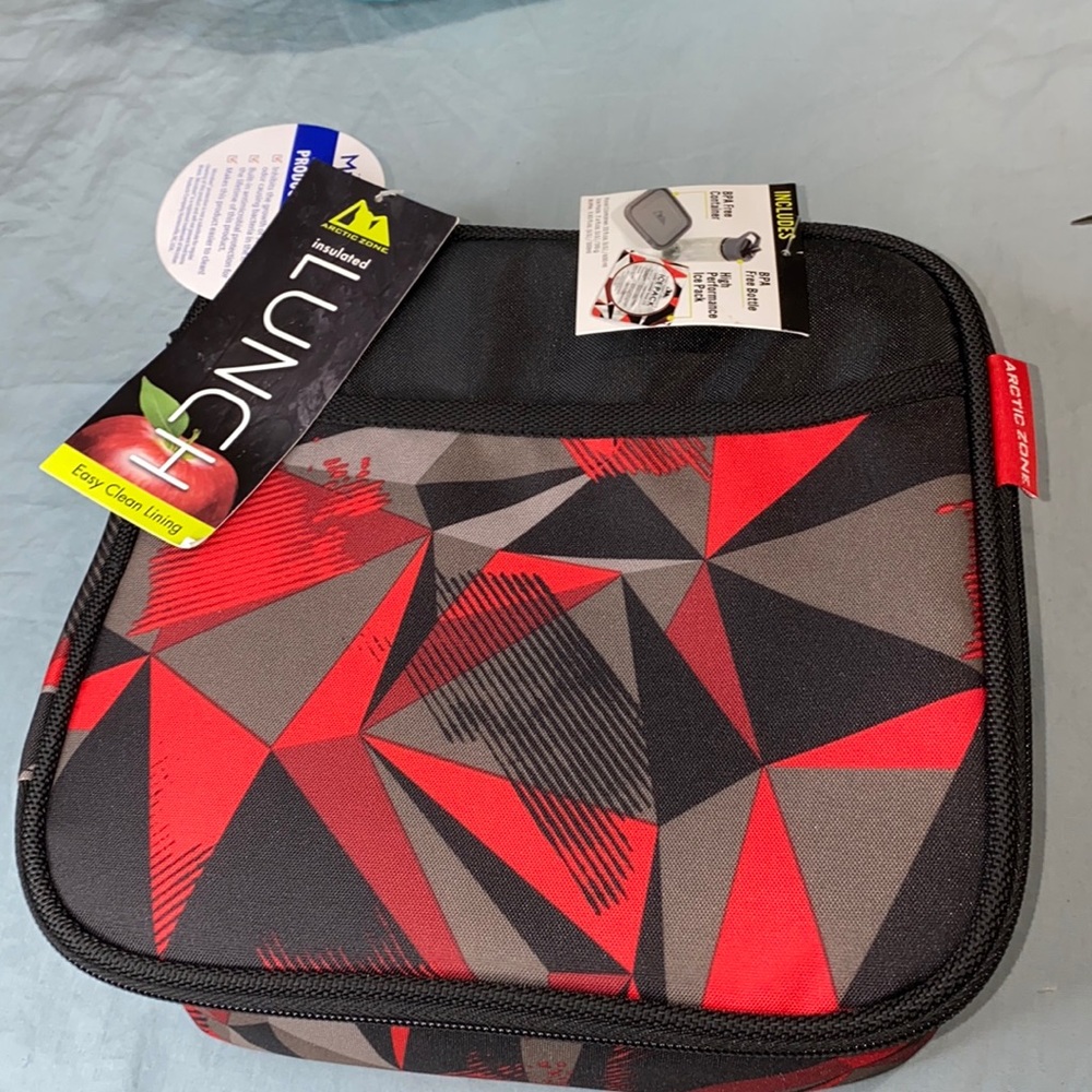 ARTIC ZONE LUNCHBOX COMBO RED GEO CAMO